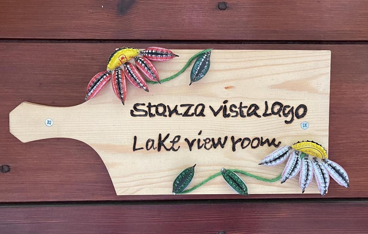 Stanza Con Terrazzo Vista Lago - Lakeholiday 卡斯泰尔迪托拉 外观 照片